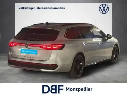 Photo 5 Volkswagen Passat 1.5 eTSI OPF 150 DSG7 R-Line