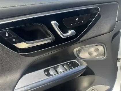 Photo 10 Mercedes GLC  300 e  Hybrid EQ 4MATIC AM