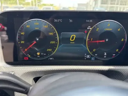 Photo 19 Mercedes CLA  220 d Coupé AMG Line