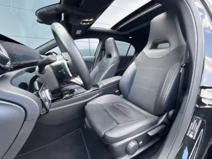 Photo 16 Mercedes Classe A 250 e Hybrid EQ AMG Line