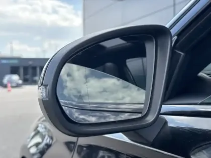 Photo 12 Mercedes Classe A 250 e Hybrid EQ AMG Line