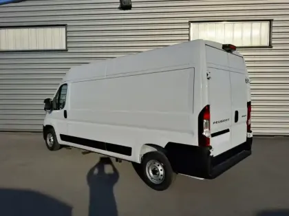 Photo 6 Peugeot Boxer Fourgon Nouveau FGN TOLE 3.5 T L3H2 140 S&S BVM6