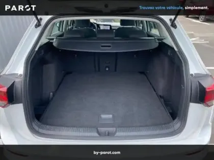 Photo 40 Volkswagen Golf 2.0 TDI SCR 116 DSG7 Life Plus