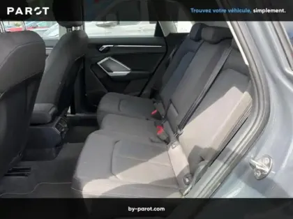 Photo 8 Audi Q3 35 TDI 150ch Design S tronic 7