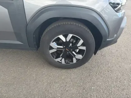 Photo 13 Dacia Duster 1.2 mild hybrid 130ch Extreme