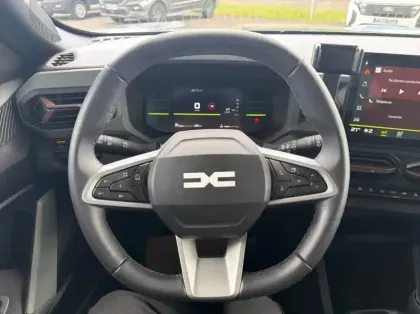 Photo 6 Dacia Duster 1.2 mild hybrid 130ch Extreme