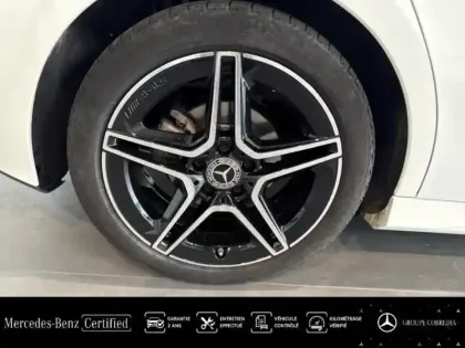 Photo 12 Mercedes Classe A  200 d 150ch AMG Line 8G-DCT