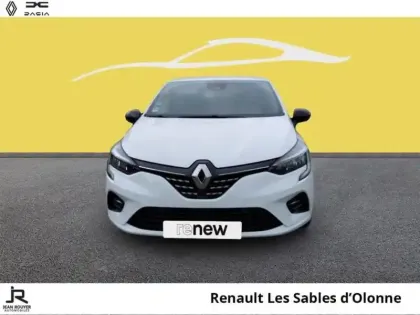 Photo 8 Renault Clio  1.6 E-Tech hybride 145ch Techno