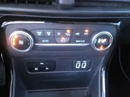 Photo 10 Ford Ecosport  1.0 EcoBoost 125ch ST-Line Euro6.2