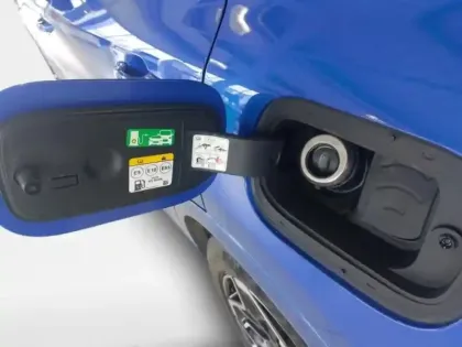 Photo 24 Ford Kuga  2.5 Duratec 180ch Hybrid FlexiFuel ST-Line Powershift