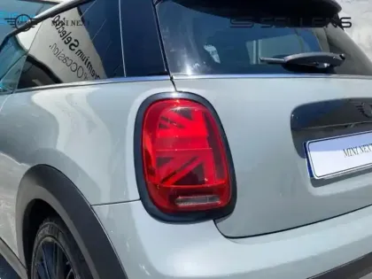 Photo 14 Mini Mini  Cooper 136ch Edition Premium Plus BVA7