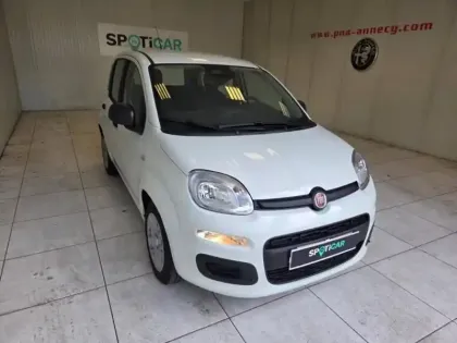 Photo 10 Fiat Panda  Pandina 1.0 65ch BSG S&S Hybrid Pop