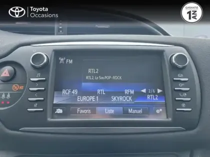 Photo 6 Toyota Yaris  110 VVT-i Dynamic CVT 5p