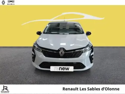 Photo 8 Renault Clio  1.6 E-Tech 145ch full hybrid Evolution - 24