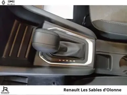 Photo 5 Renault Clio  1.6 E-Tech 145ch full hybrid Evolution - 24