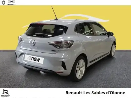 Photo 11 Renault Clio  1.6 E-Tech 145ch full hybrid Evolution - 24