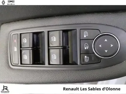 Photo 13 Renault Clio  1.6 E-Tech 145ch full hybrid Evolution - 24