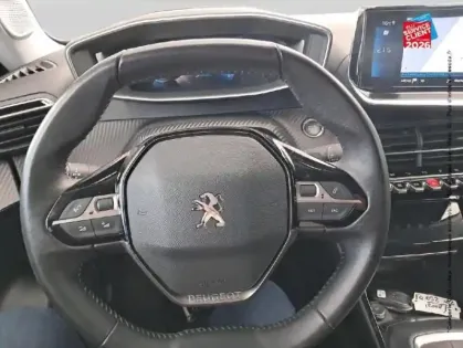Photo 11 Peugeot 2008  1.2 PureTech 130ch S&S Allure Pack