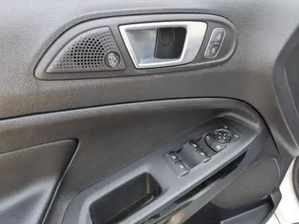 Photo 8 Ford Ecosport  1.0 EcoBoost 125ch ST-Line