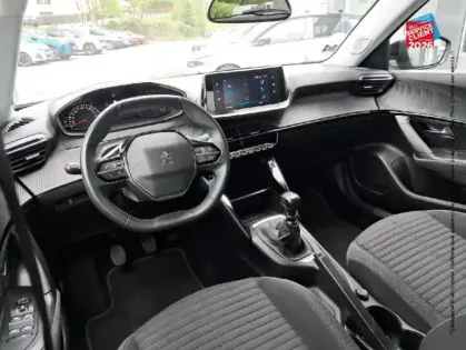 Photo 14 Peugeot 2008  1.2 PureTech 100ch S&S Style