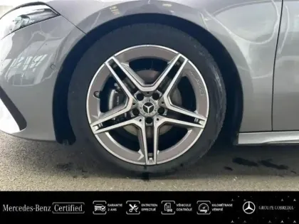 Photo 12 Mercedes Classe A  200 d 150ch AMG Line 8G-DCT