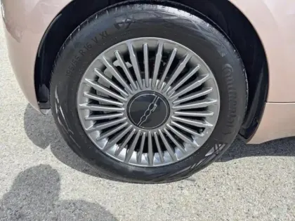 Photo 13 Fiat 500  e 95ch Icône