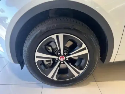 Photo 6 Jaguar E-Pace  P200 FlexFuel MHEV R-Dynamic S BVA AWD