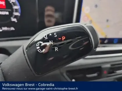 Photo 9 Volkswagen Tiguan  1.5 eTSI 150ch R-Line Edition DSG7