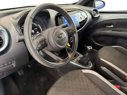 Photo 13 Toyota Aygo X  1.0 VVT-i 72ch Design MY24