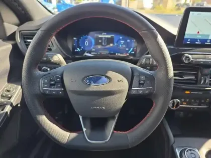 Photo 14 Ford Kuga  2.5 Duratec 190ch FHEV E85 ST-Line X BVA