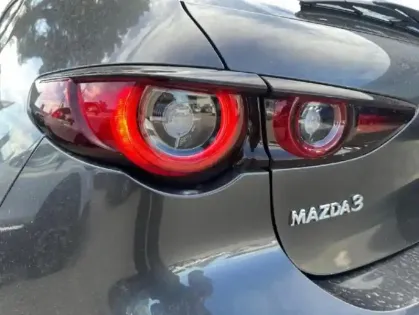 Photo 29 Mazda Mazda3 Mazda 3 2.0 e-SKYACTIV-G M-Hybrid 150ch Homura BVA 2024