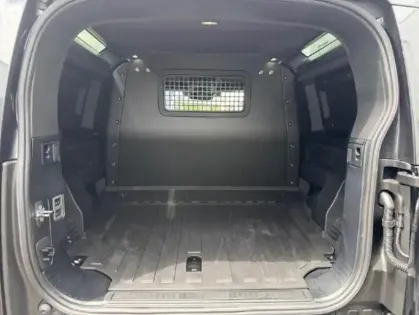Photo 13 Land rover Defender  90 3.0 D250 Hard Top X-Dynamic SE
