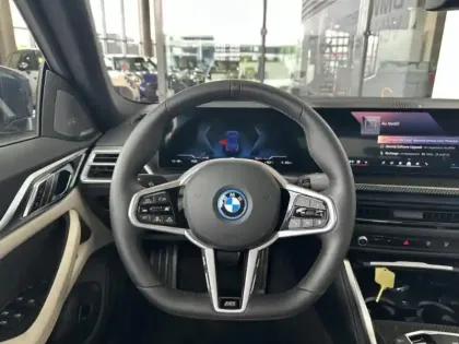 Photo 16 BMW I4  eDrive40 340ch M Sport