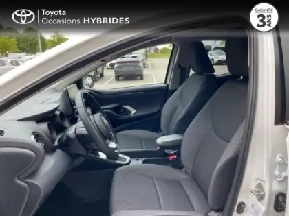 Photo 10 Toyota Yaris  116h Design 5p MY22