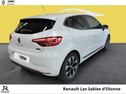 Photo 11 Renault Clio  1.6 E-Tech 145ch full hybrid Evolution