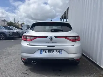 Photo 11 Renault Megane  1.3 TCe 140ch FAP Intens