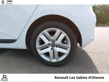 Photo 7 Renault Clio  1.5 dCi 100ch Evolution - 25