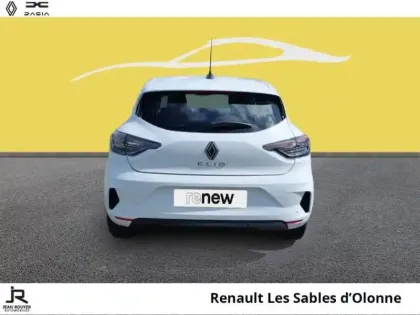 Photo 10 Renault Clio  1.5 dCi 100ch Evolution - 25