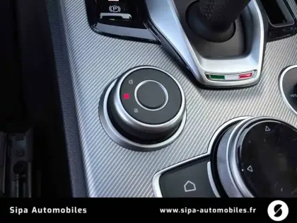 Photo 34 Alfa Romeo Stelvio  2.2 190 ch Q4 AT8