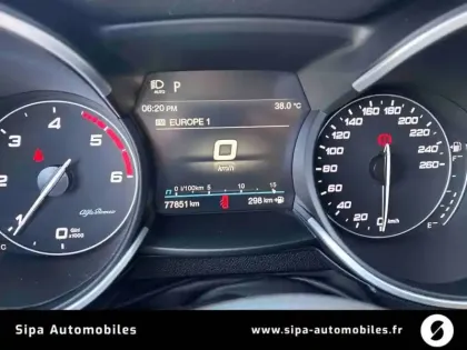 Photo 24 Alfa Romeo Stelvio  2.2 190 ch Q4 AT8