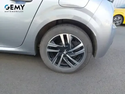 Photo 10 Peugeot 208  PureTech 75 S&S BVM5