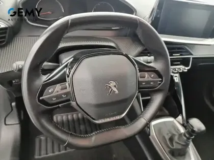 Photo 12 Peugeot 208  PureTech 100 S&S BVM6