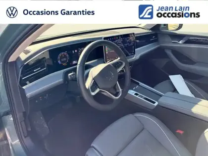 Photo 12 Volkswagen Passat  1.5 eTSI OPF 150 DSG7