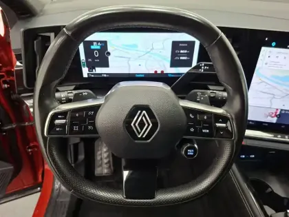 Photo 33 Renault Austral  E-Tech hybrid 200