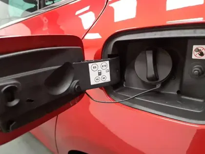 Photo 23 Renault Megane  IV Estate E-Tech plug-in hybrid 160