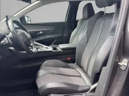 Photo 10 Peugeot 5008  BlueHDi 130ch S&S EAT8