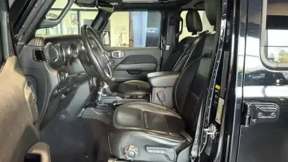 Photo 7 Jeep Wrangler  Unlimited 4xe 2.0 l T 380 ch PHEV 4x4 BVA8