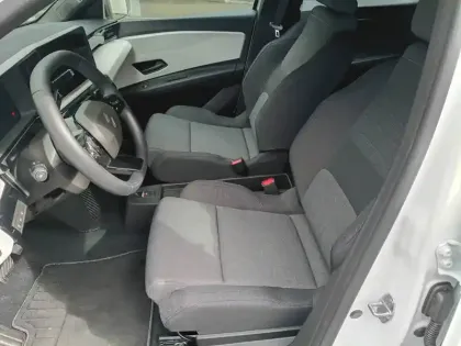 Photo 8 Renault 5 Renault  E-Tech Electrique 10 ch autonomie confort
