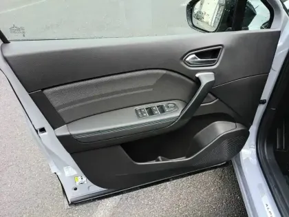Photo 10 Renault Symbioz  E-Tech full hybrid 160 ch