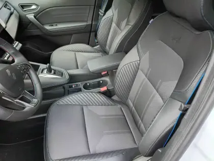 Photo 8 Renault Symbioz  E-Tech full hybrid 160 ch